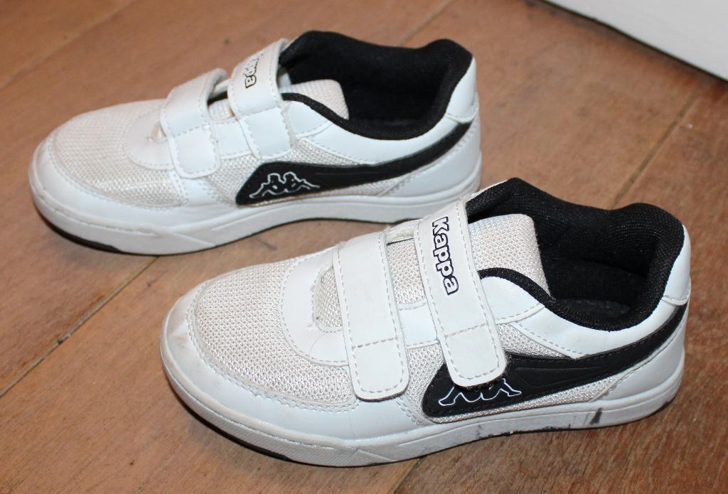 Kappa zaalschoenen / gymschoenen maat 29, Kinderen en Baby's, Kinderkleding | Schoenen en Sokken, Gebruikt, Sportschoenen, Kappa