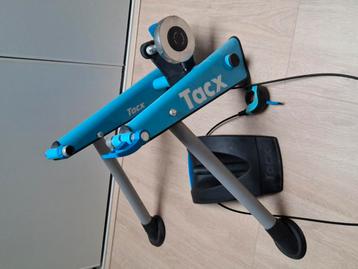 Tacx met voorwielhouder beschikbaar voor biedingen