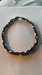 Ketting met gitten en echte zoetwater parels 44 cm, Ophalen of Verzenden, Overige materialen, Ketting, Met edelsteen