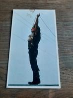 U2 ansichtkaart War album tijd. Bono. 1986, Ophalen of Verzenden, Zo goed als nieuw, Boek, Tijdschrift of Artikel
