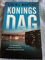 Lidewij Martens. Koningsdag, Ophalen of Verzenden, Zo goed als nieuw, Nederland