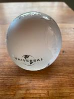 Universal presse papier glazen wereldbol, Ophalen of Verzenden, Gebruikt