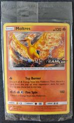 Pokemon team up promo holo moltres , geseald, Ophalen of Verzenden, Zo goed als nieuw, Losse kaart, Foil