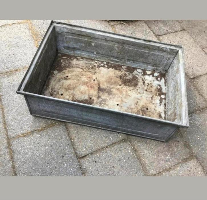 Zinken bak, Tuin en Terras, Bloembakken en Plantenbakken, Gebruikt, Metaal, Balkon, Tuin, Minder dan 30 cm, Minder dan 60 cm, Rechthoekig