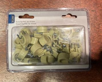 Buis clips 16-19mm beschikbaar voor biedingen