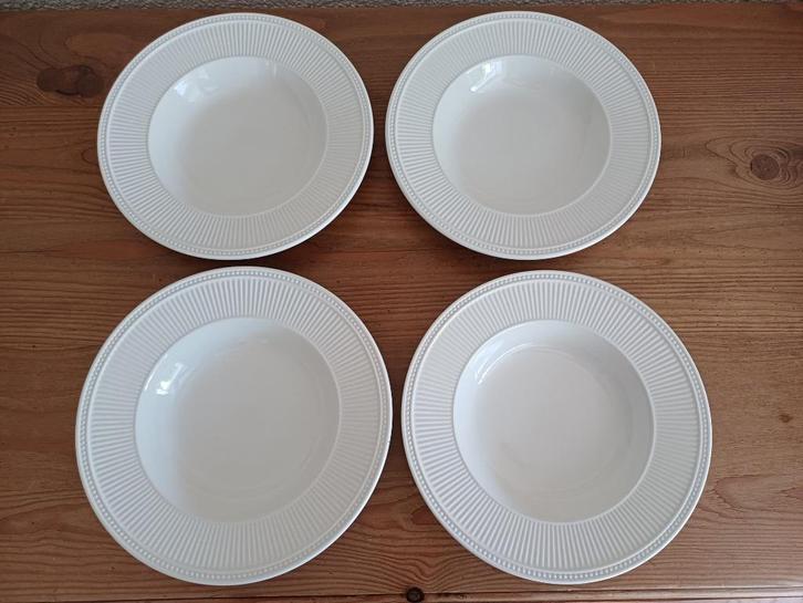 Wedgewood Windsor diepe borden 4 stuks, Huis en Inrichting, Keuken | Servies, Zo goed als nieuw, Overige typen, Wedgwood, Aardewerk
