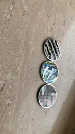 3 quoins  €15.00, Ophalen of Verzenden