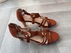 Bruine Pups maat 40 - Nieuw!, Ophalen of Verzenden, Nieuw, Bruin, Sandalen of Muiltjes