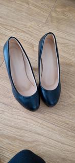 Zwarte pumps maat 34, Kleding | Dames, Schoenen, Zwart, Lage of Enkellaarzen, Nieuw, Ophalen of Verzenden