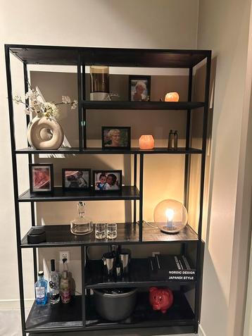 Stijlvolle Vakkenkast Metaal/Hout - 190x120x35 cm