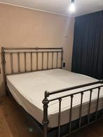 Mooi tweepersoons metalen spijlenbed 180x200, Ophalen, Gebruikt, Overige kleuren, Romantisch