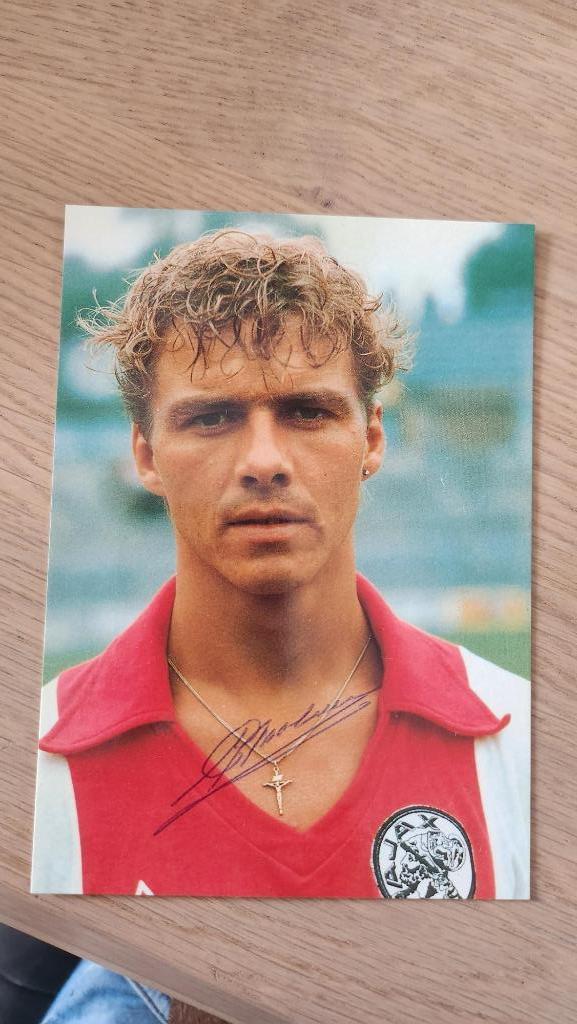 Ansichtkaart Ajax Keje Molenaar met handtekening., Verzamelen, Sportartikelen en Voetbal, Zo goed als nieuw, Spelerskaart, Buitenlandse clubs