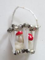 Oude Kerstbal: Mand met paddenstoelen ( gablonzer ), Ophalen of Verzenden