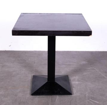 Horecatafel donkerbruin 70x70cm (27 stuks) beschikbaar voor biedingen