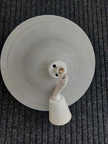 Witte lamp  beschikbaar voor biedingen