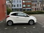 Ford Ka 1.2 51KW 2010 Wit, Auto's, Ford, Voorwielaandrijving, 1242 cc, 4 cilinders, 4 stoelen