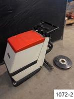 1072. Veegmachine / Wetrok / Karcher / Schrobmachine, Ophalen, Gebruikt