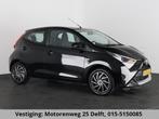 Toyota Aygo 1.0 VVT-i X-PLAY CARPLAY NAVI GARANTIE 2031 1e E, Voorwielaandrijving, Stof, Gebruikt, Euro 6