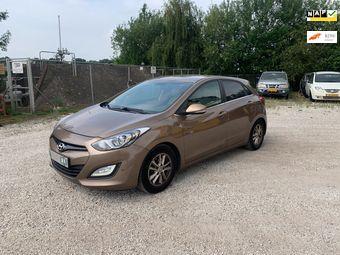 Hyundai I30 1.6 CRDi Business Edition, export/handel! beschikbaar voor biedingen