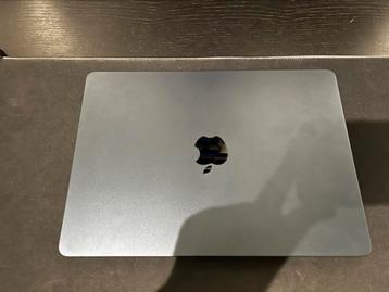 Macbook air m2 2022 midnight beschikbaar voor biedingen