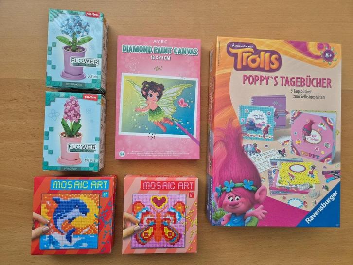 Mooie nieuwe knutsel sets + 4 AH mini's (cadeau tip), Hobby en Vrije tijd, Knutselen, Nieuw, Knutselwerk, Ophalen of Verzenden