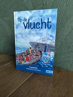 Angelique Bos - Op de vlucht, Fictie algemeen, Ophalen of Verzenden, Zo goed als nieuw, Angelique Bos