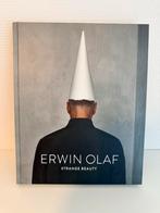 Erwin Olaf – Strange Beauty (2021) | Gesigneerd | Nieuwstaat, Boeken, Ophalen of Verzenden, Nieuw, Fotografen