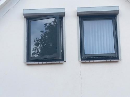 4 Grijze Rolluiken - Gebruikt, Hoogte 150 cm  Breedte 112 cm, Doe-het-zelf en Verbouw, Rolluiken, Gebruikt, 100 tot 150 cm, 100 tot 150 cm