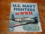 U.S. Navy Fighters of WWII (geschiedenis in kleur, Wo2), Verzamelen, Luchtvaart en Vliegtuigspotten, Ophalen of Verzenden, Zo goed als nieuw