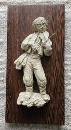 Wandversiering hout met vioolspeler van gegoten beton, Ophalen, Gebruikt