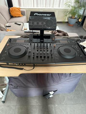 Pioneer Opus Quad + Doos, Flight Bag & Kabels beschikbaar voor biedingen
