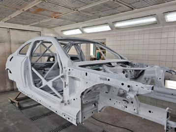 Bmw e90 chassis zonder rolkooi wit usa title beschikbaar voor biedingen