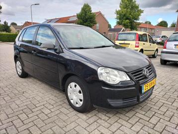 Volkswagen Polo 1.2-12V Optive met Airco en Nieuwe Apk beschikbaar voor biedingen