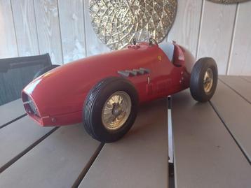 Prachtige Ferrari 500 F2 van TOSCHI MARCHESINI beschikbaar voor biedingen
