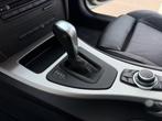 BMW 3-Serie 3.0 I 325 Xdrive Touring AUT 2009 Blauw, Auto's, Euro 5, Zwart, Blauw, 2996 cc
