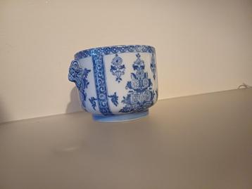 Jardinière met Chinese decoraties - Petrus Regout  beschikbaar voor biedingen
