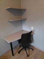 Muurbevestigd bureau met boekenplanken en stoel, Ophalen of Verzenden, Gebruikt, Bureau