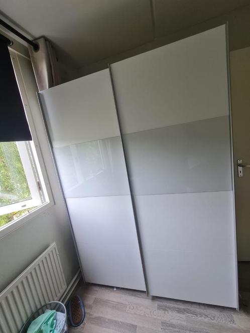 Wit kledingkast 140cm. Leveren en monteren mogelijk, Huis en Inrichting, Kasten | Kledingkasten, Gebruikt, 100 tot 150 cm, 50 tot 75 cm