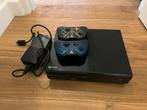 Xbox One met 2 controllers en 7 spellen, Spelcomputers en Games, Games | Xbox One, Gebruikt, Eén computer, 3 spelers of meer, Vanaf 16 jaar