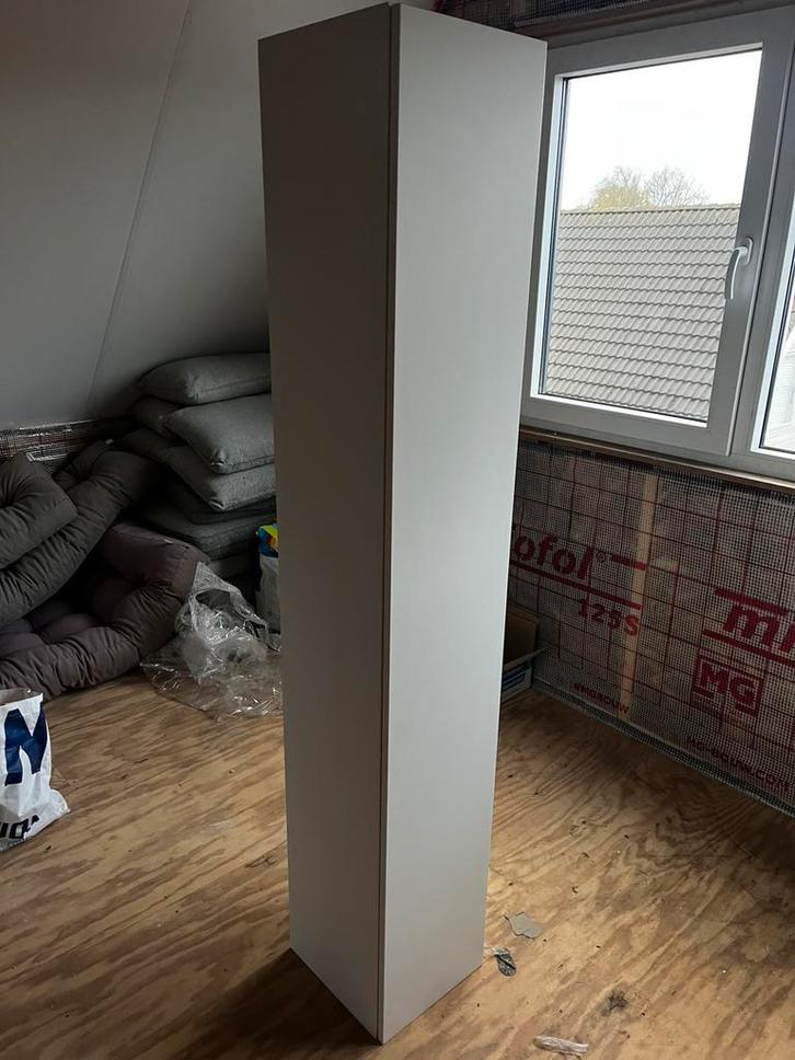 Badkamer kast Ikea wit, Huis en Inrichting, Woonaccessoires | Zuilen en Pilaren, Zo goed als nieuw, Ophalen