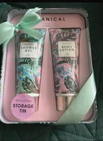 Geschenkset ( nieuw ), Sieraden, Tassen en Uiterlijk, Uiterlijk | Lichaamsverzorging, Ophalen of Verzenden, Nieuw, Bad & Douche