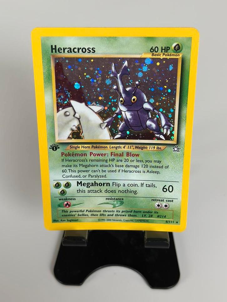 Heracross 6/111 First Edition Neo Genesis NM met Swirl!, Hobby en Vrije tijd, Verzamelkaartspellen | Pokémon, Zo goed als nieuw
