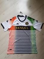 Venezia FC heren voetbalshirt in size large, Sport en Fitness, Voetbal, Ophalen of Verzenden, Zo goed als nieuw, Shirt