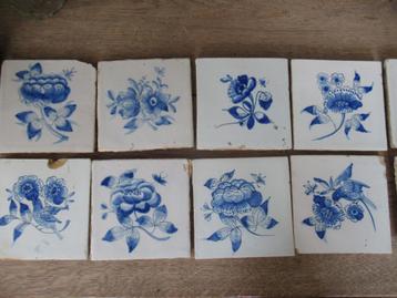 antieke wandtegels bloemen vogels /insecten beschikbaar voor biedingen