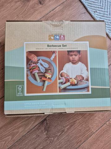 Little Dutch BBQ Set - zo goed als nieuw! beschikbaar voor biedingen