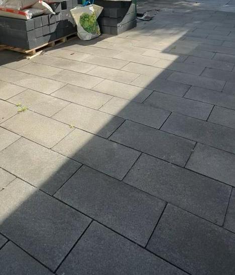 Terras tegels antraciet 14 á 16 m2, Tuin en Terras, Tegels en Klinkers, Gebruikt, Overige typen, Beton, 10 m² of meer, Ophalen