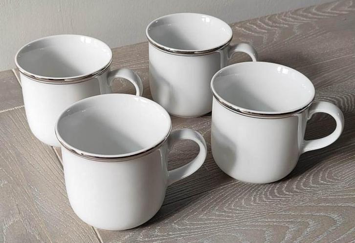 4 X Mitterteich Bavaria Douwe Egberts koffie mok kop ca 1980, Verzamelen, Porselein, Kristal en Bestek, Zo goed als nieuw, Kop en/of schotel