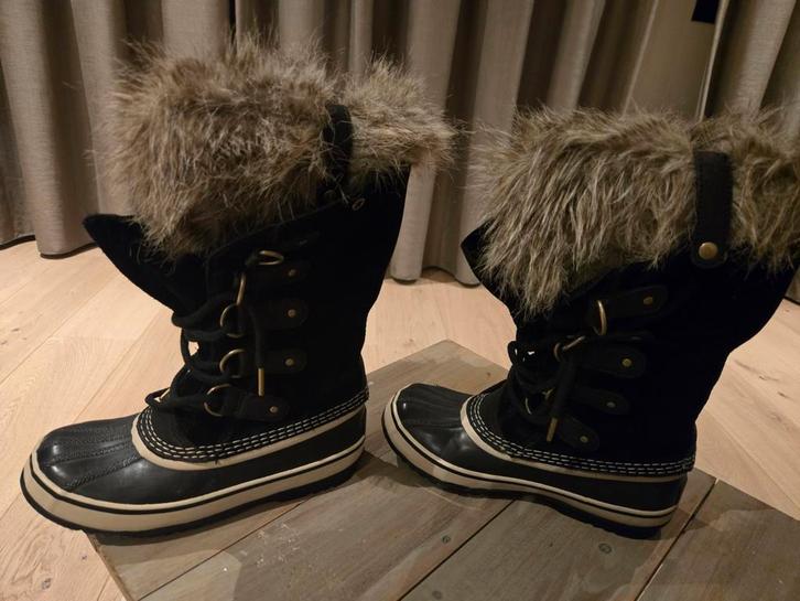 Prachtige heerlijke Sorel snowboots maat 37, Kleding | Dames, Schoenen, Zo goed als nieuw, Snowboots, Zwart, Ophalen of Verzenden