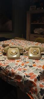 Verschillende oude telefoons, Ophalen