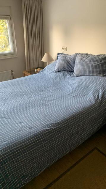 Boxspring beschikbaar voor biedingen